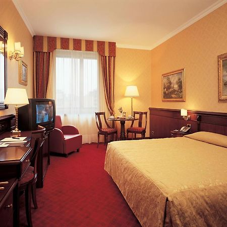 Atahotel Executive Milan Bilik gambar