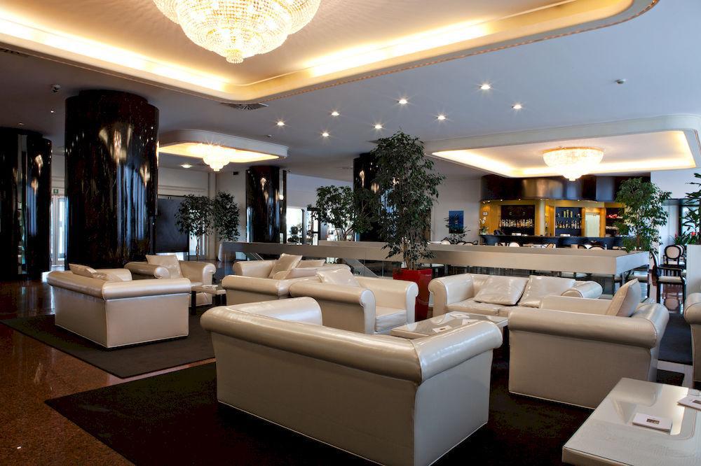 Atahotel Executive Milan Restoran gambar